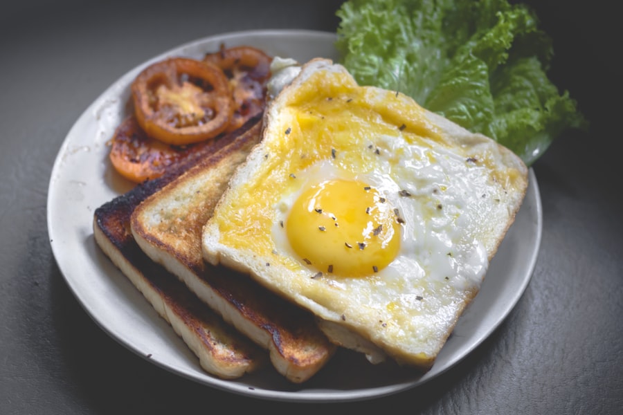 Brunch œufs et avocat