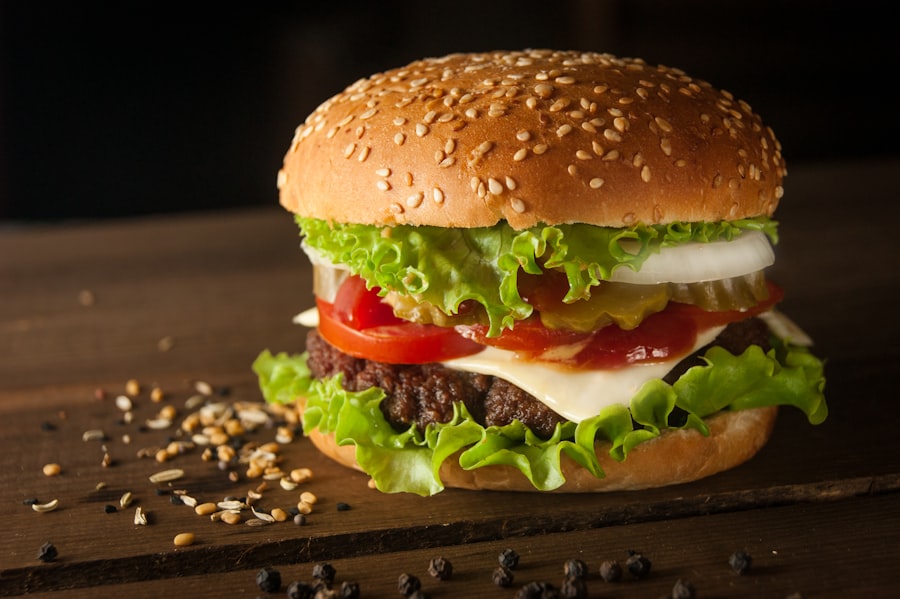 Burger signature Tweety's en gros plan